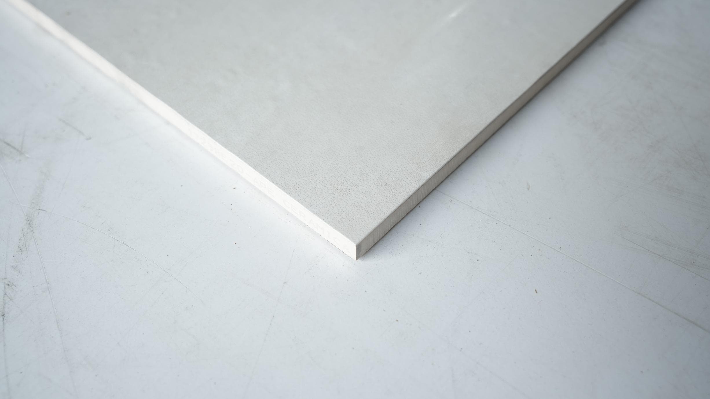 Gạch ốp lát Ape Grupo 31.5x90 CHICCREAMRECT 31.6*90