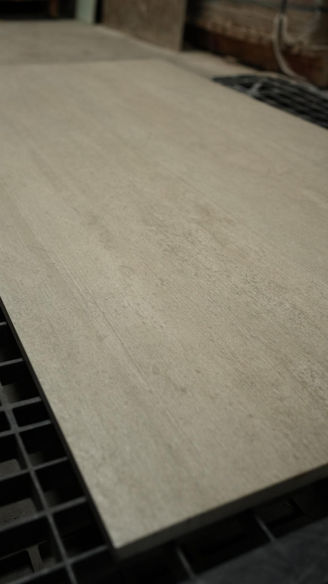 Gạch ốp lát Sinyih Ceramica 60x120 613611-1A