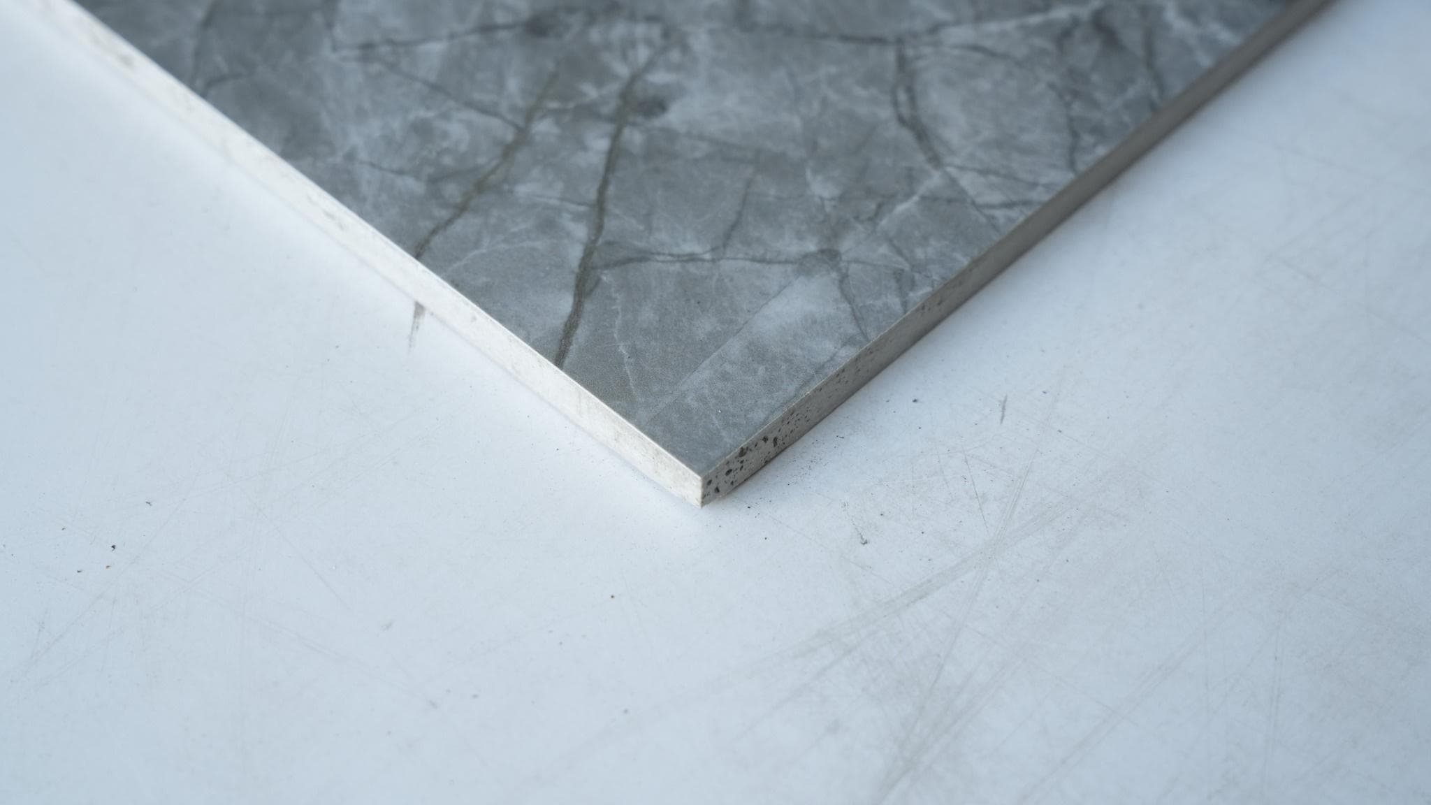Gạch ốp lát Sinyih Ceramica 60x120 A61758YA