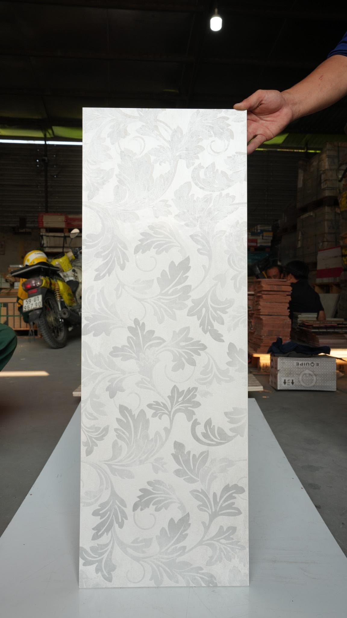Gạch ốp lát Ape Grupo 31.5x90 KENDALLPEARLRECT