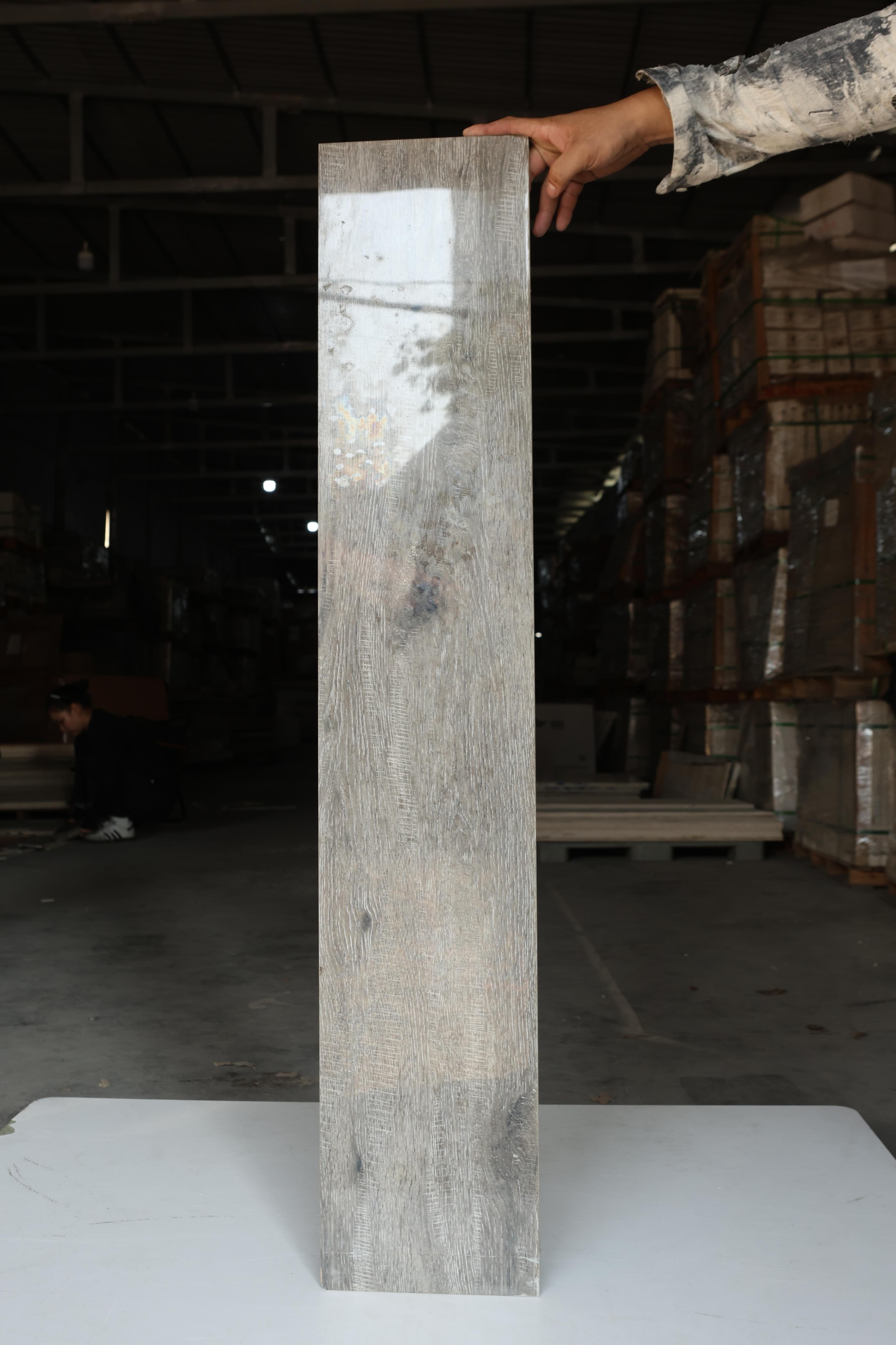 Gạch ốp lát Ape Grupo 22x118 QUINTESSENCEGRAPHITEPOL