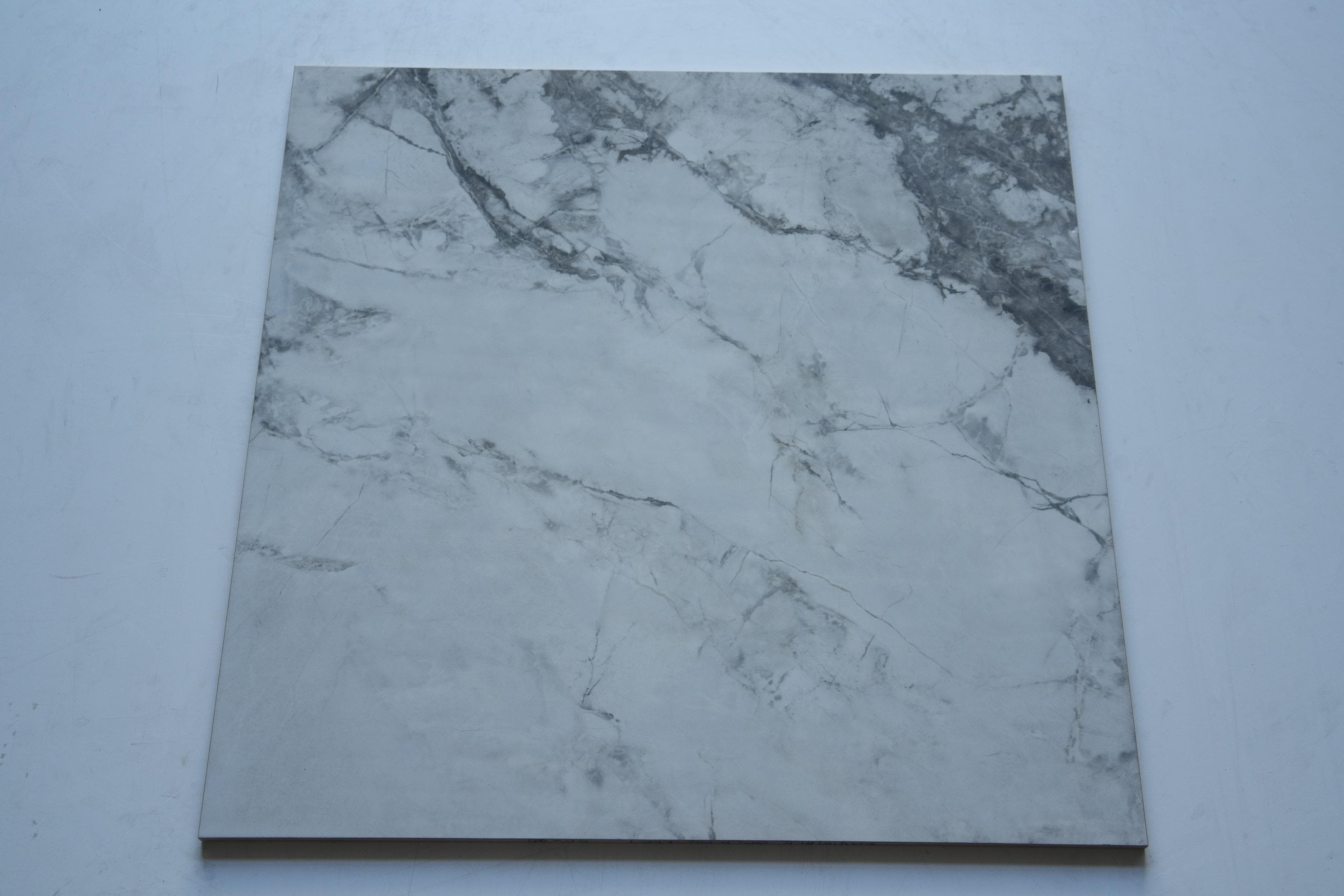 Gạch ốp lát Ape Grupo 60x60 INVISIBLEGOLDPOL.RECT 60x60
