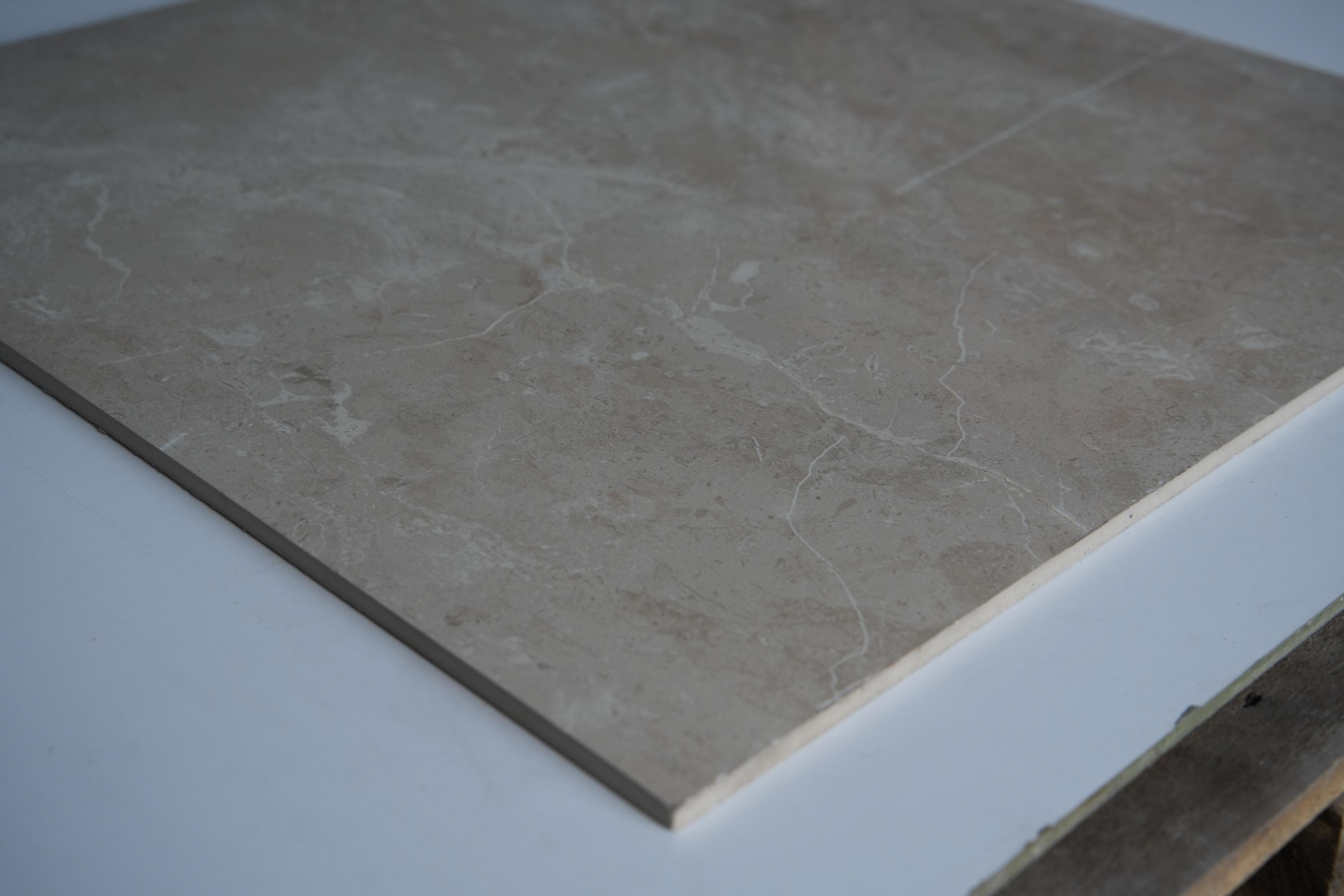 Gạch ốp lát Ape Grupo 75x75 BORGOGNASANDPOLISHEDRECT