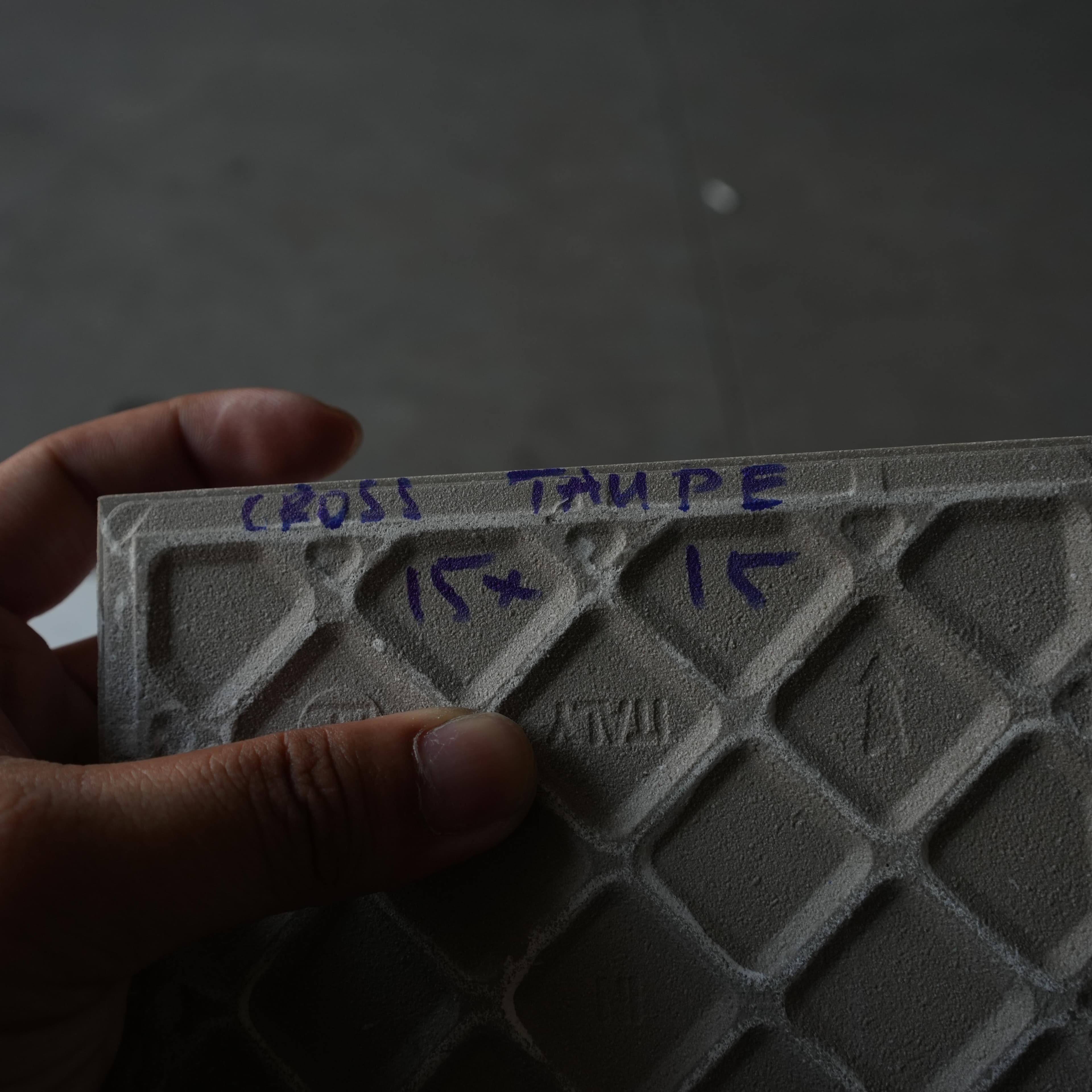 Gạch ốp tường Ape Grupo 15x15 CROSS TAUPE 15x15 cm