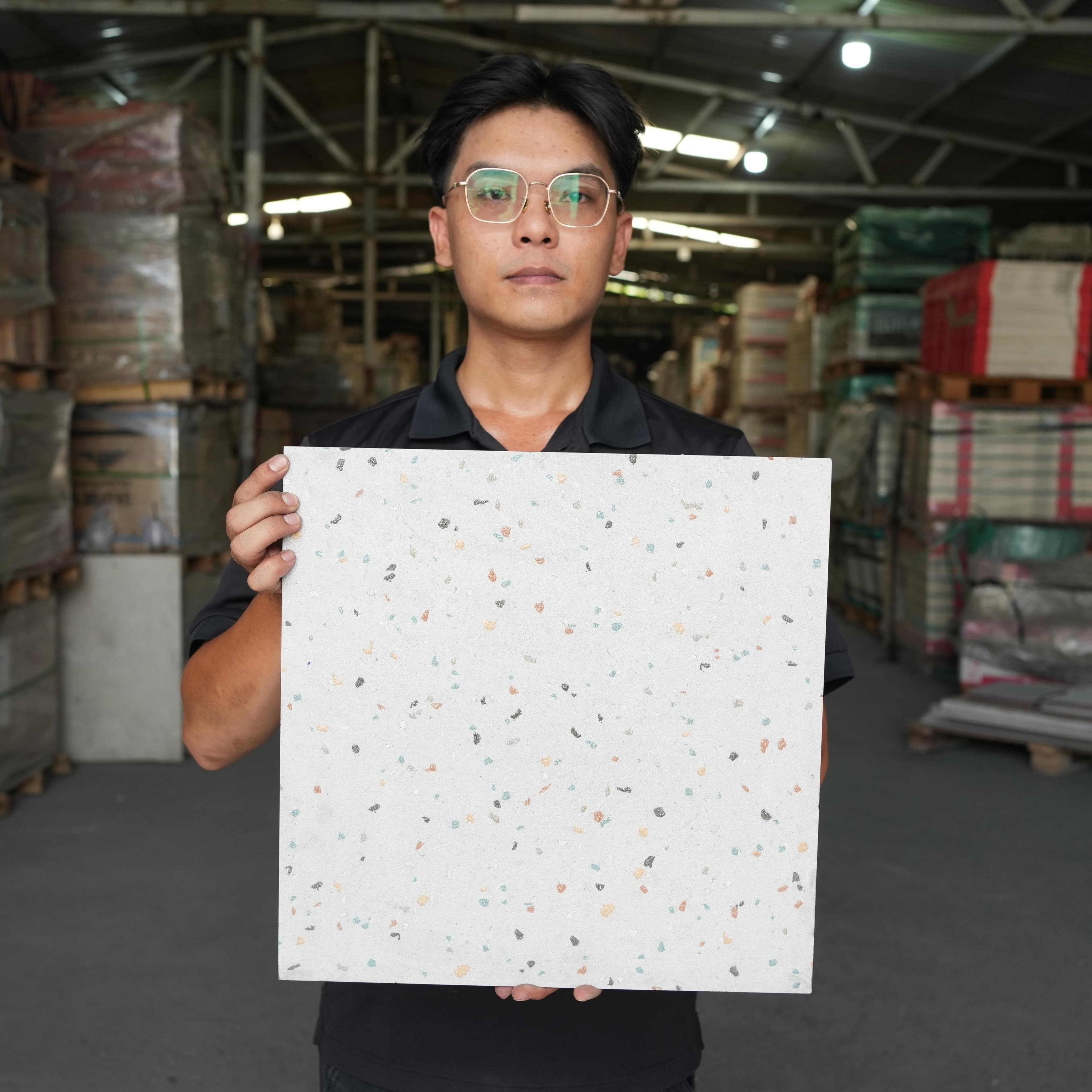 Gạch ốp lát Duragres 40x40 TINOGREY