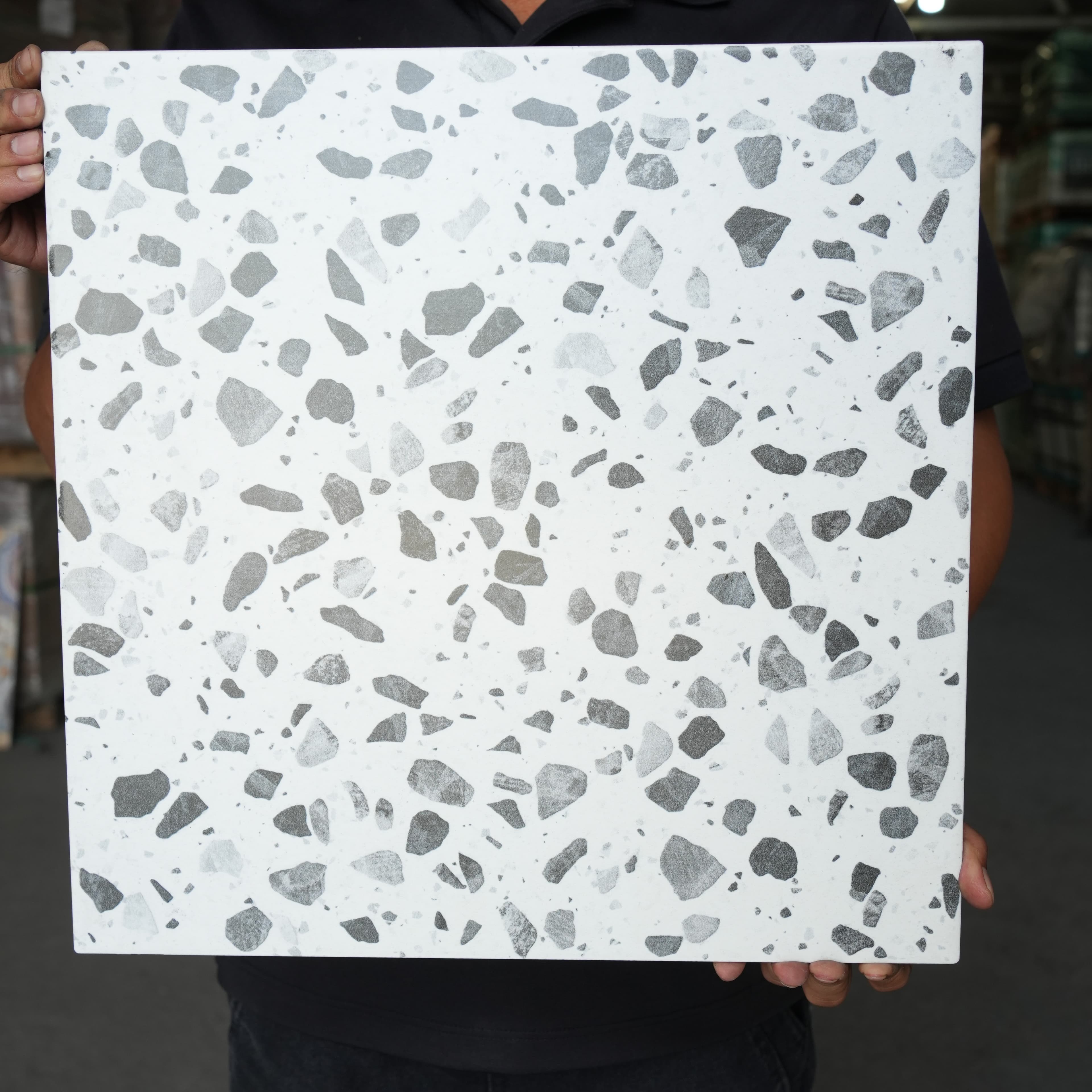 Gạch ốp lát Duragres 40x40 MAVOGAGREY