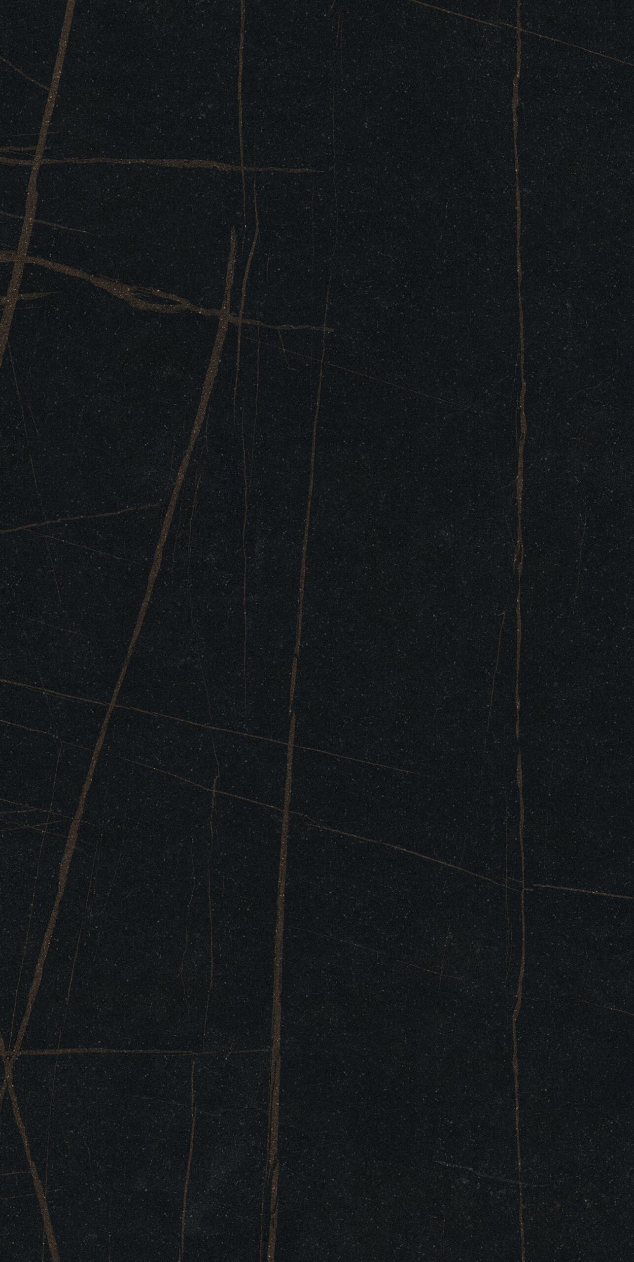 Calatorao Cafe đường vân vàng nâu nổi bật trên nền đen