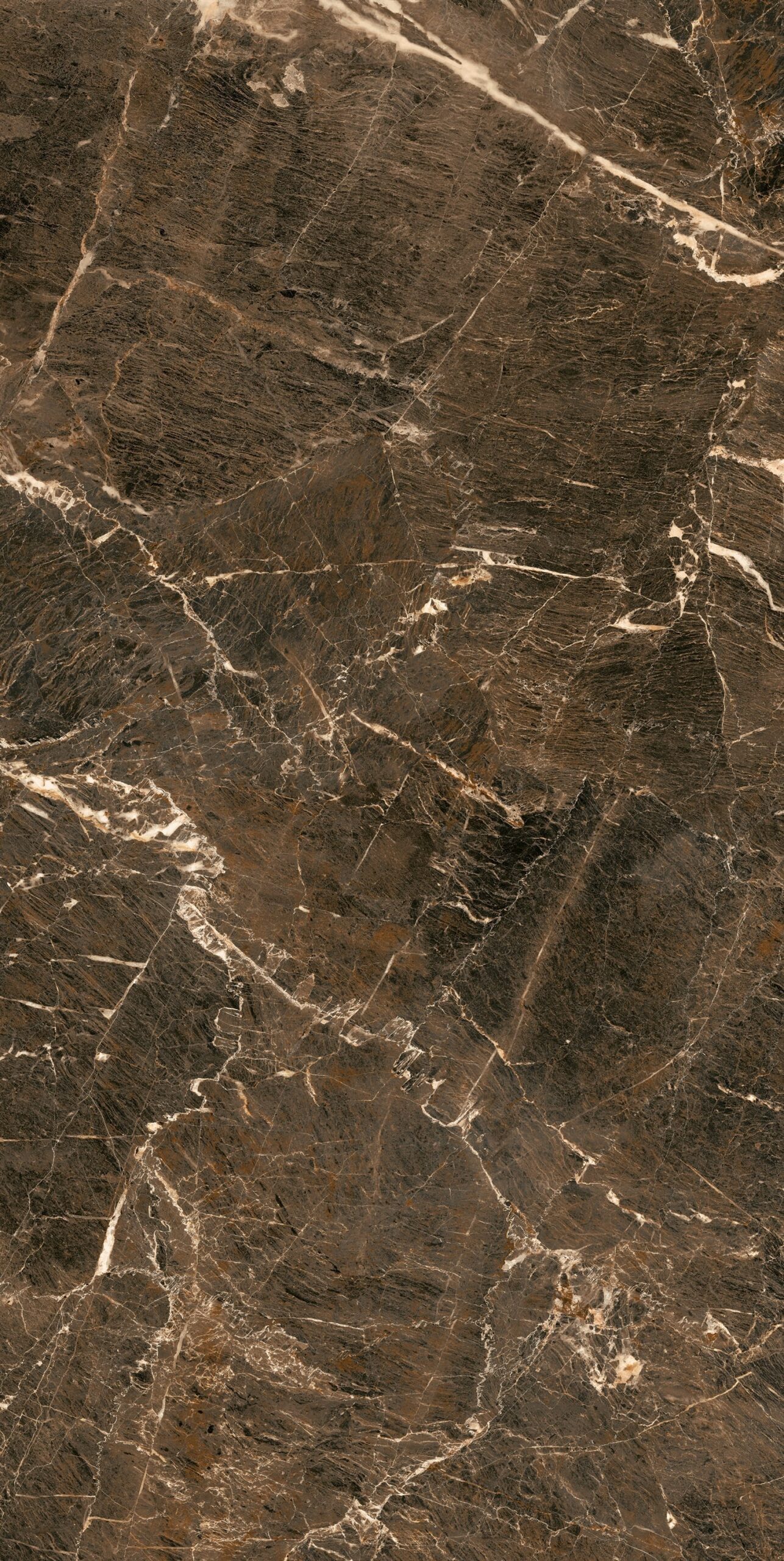 Dark Emperador SP15 với sắc nâu trầm ấm cùng những đường vân pha lê lấp lánh.