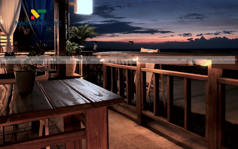 Gạch vân đá lót ban công