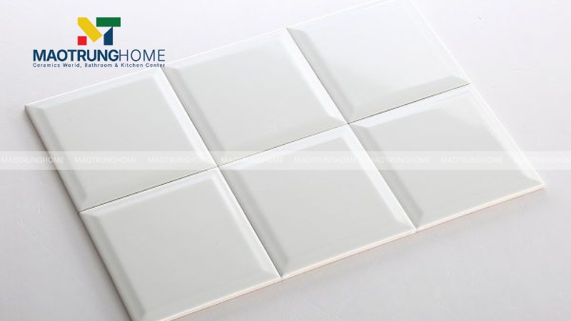 Gạch thẻ kích thước hình vuông 