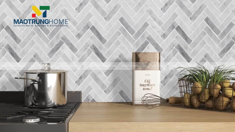 Mẫu gạch thẻ ốp nhà bếp: Kiểu ốp sáng tạo (Mẫu 2).