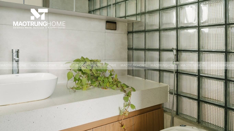 Chọn gạch kính phù hợp với nhà vệ sinh