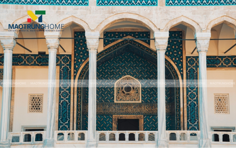 Nhà ốp tường gạch mosaic xanh lá