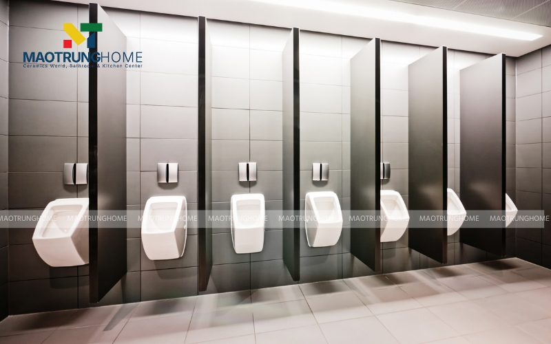 Nhà vệ sinh trong khách sạn 5 sao 