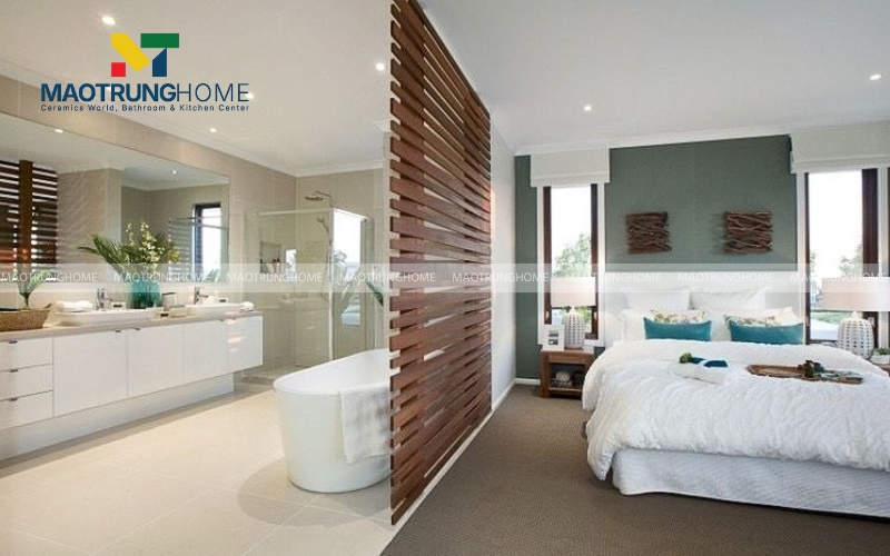 Phòng ngủ có vách ngăn bằng gõ thoáng mát