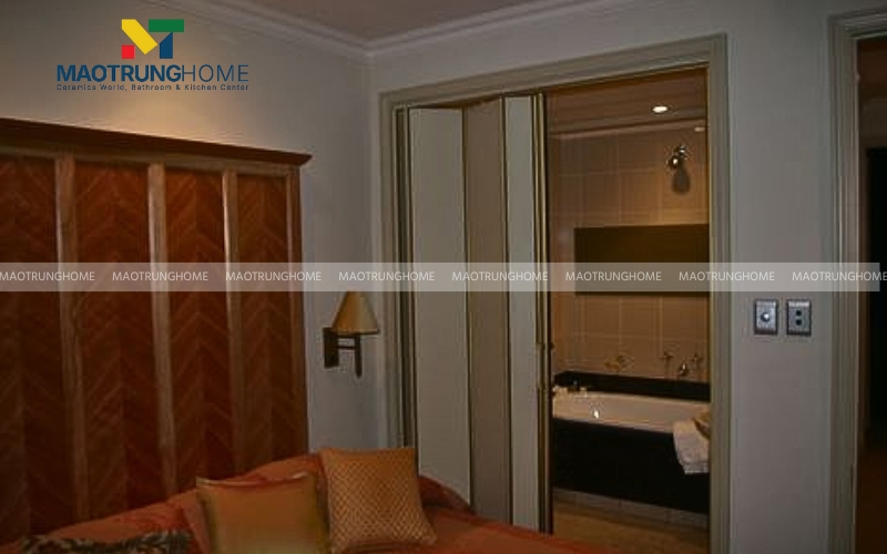 Phòng ngủ cổ điển truyền thống dễ nhìn phù hợp mọi phong cách