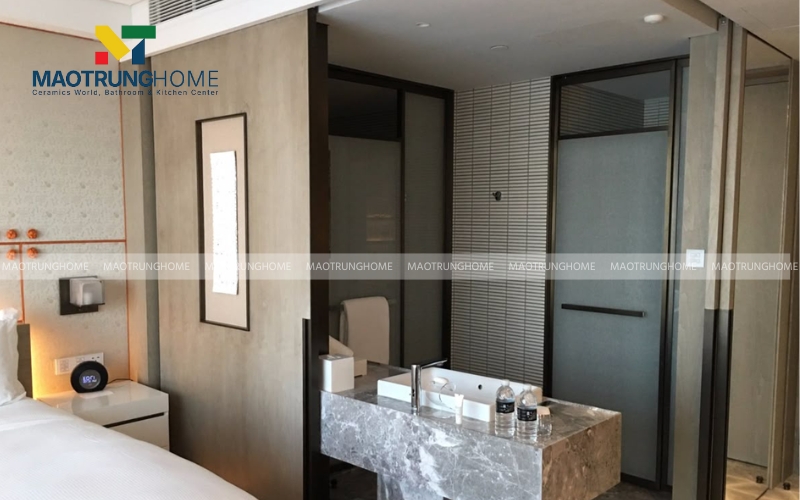 Phòng ngủ đơn giản gọn gàng nhưng đủ tiện nghi