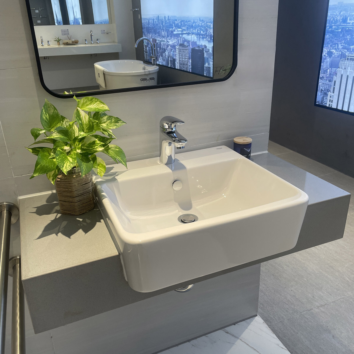 Chậu rửa lavabo bán âm bàn Eurocube GROHE 124581 - Ảnh 4