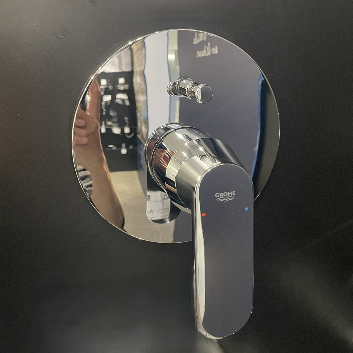 Van nóng lạnh kèm chuyển hướng 2 đường Eurosmart Cosmopolitan GROHE 19382000 - Ảnh 6