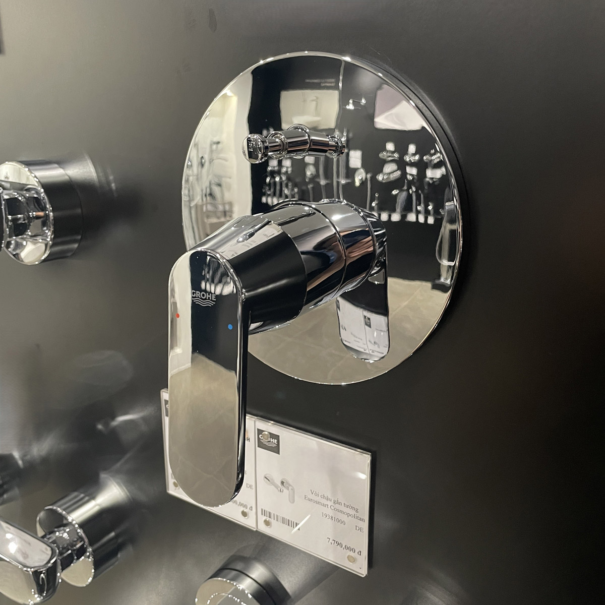 Van nóng lạnh kèm chuyển hướng 2 đường Eurosmart Cosmopolitan GROHE 19382000 - Ảnh 7