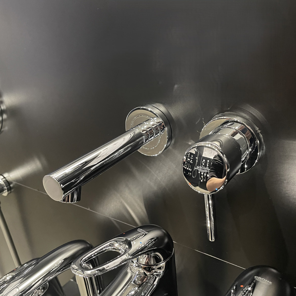 Vòi chậu gắn tường nóng lạnh 2 lỗ Concetto GROHE 19575001 - Ảnh 5
