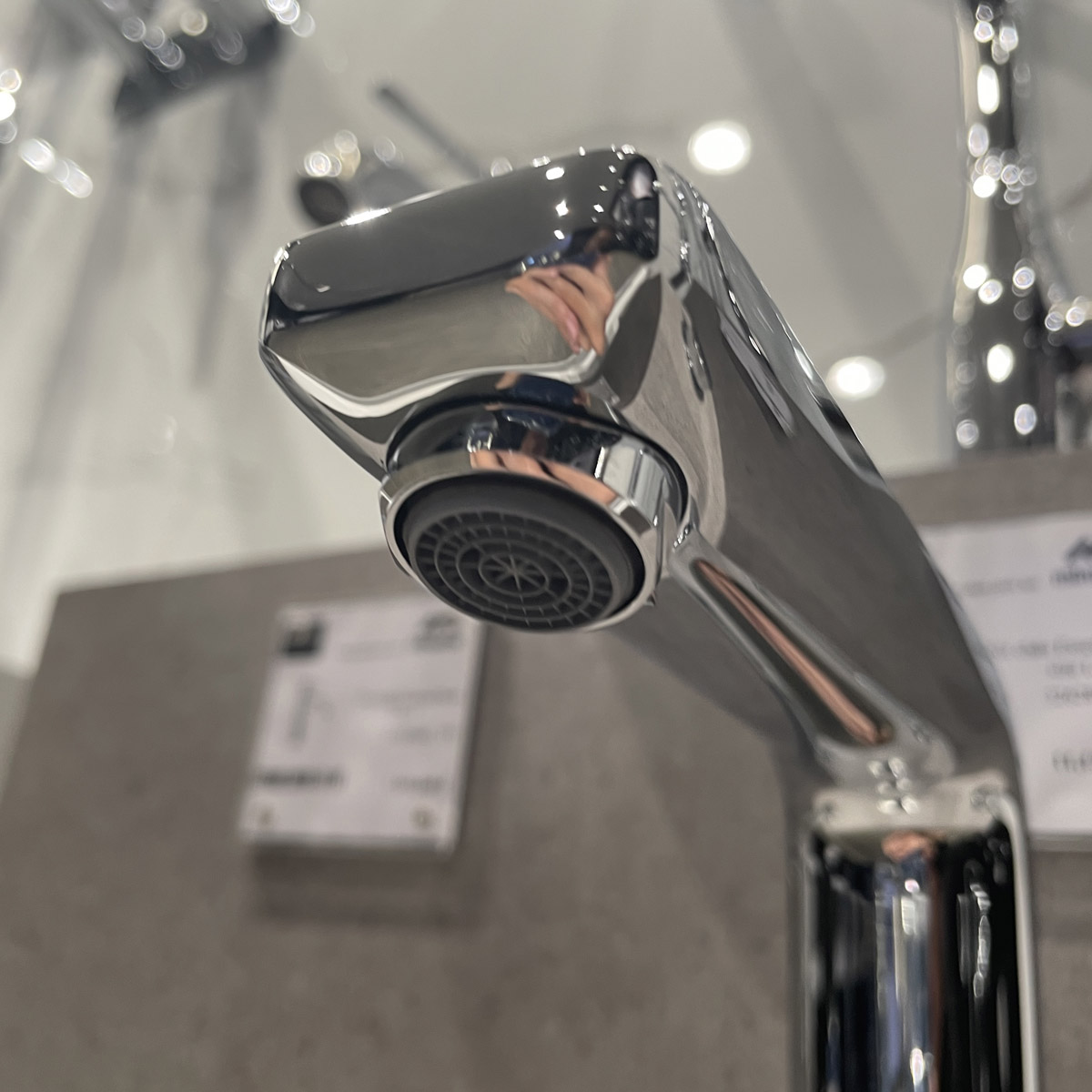 Vòi chậu nóng lạnh 3 lỗ Lineare GROHE 20304001 - Ảnh 4