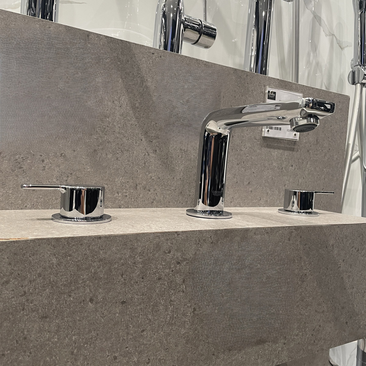 Vòi chậu nóng lạnh 3 lỗ Lineare GROHE 20304001 - Ảnh 10