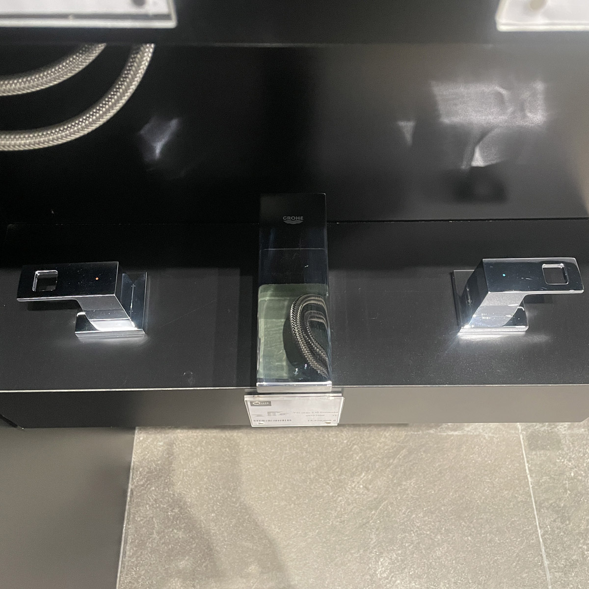 Vòi chậu nóng lạnh 3 lỗ Eurocube GROHE 20351000 - Ảnh 5