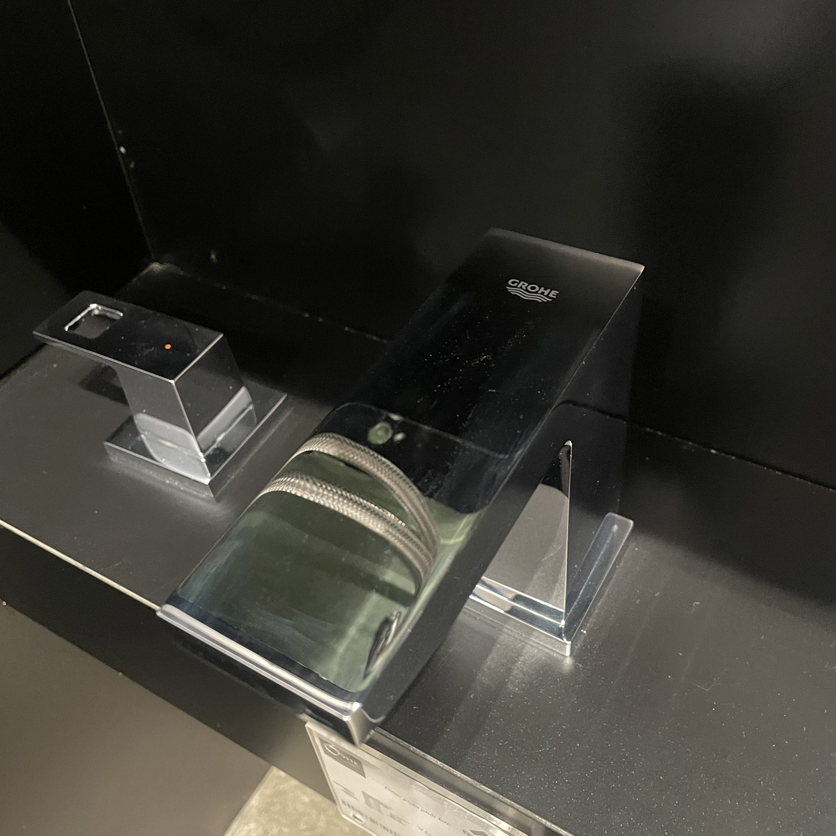 Vòi chậu nóng lạnh 3 lỗ Eurocube GROHE 20351000 - Ảnh 8