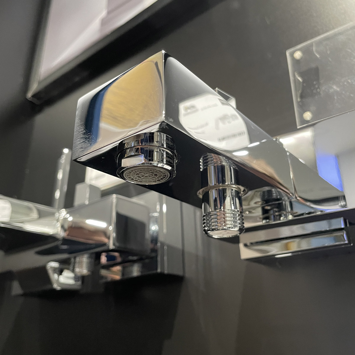 Củ sen tắm nóng lạnh Eurocube Grohe 23140000 - Ảnh 5