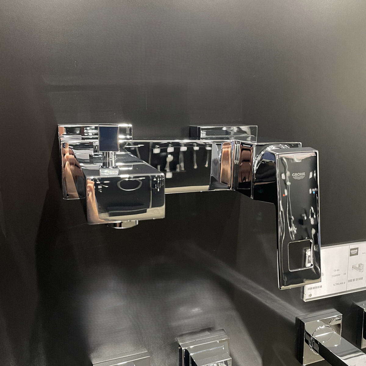 Củ sen tắm nóng lạnh Eurocube Grohe 23140000 - Ảnh 7