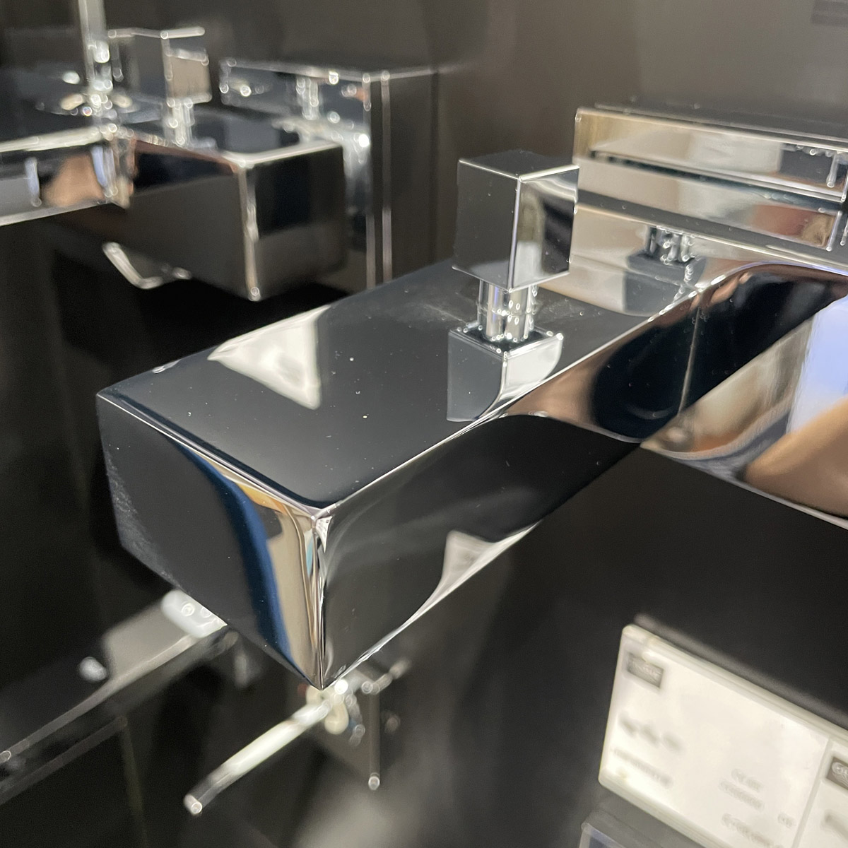 Củ sen tắm nóng lạnh Eurocube Grohe 23140000 - Ảnh 10