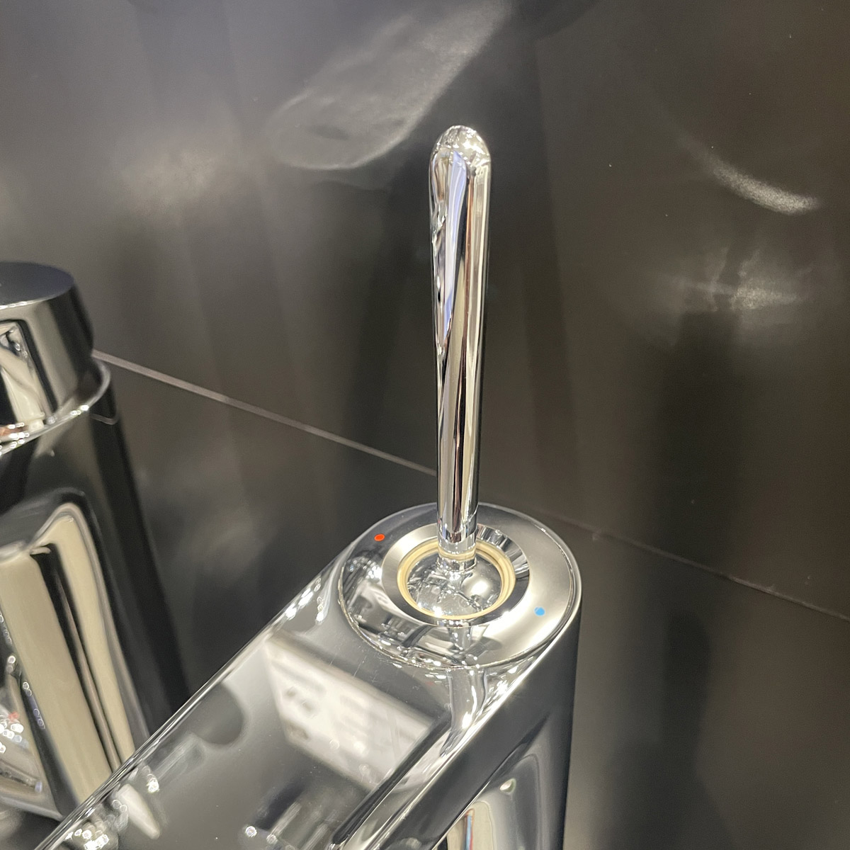 Vòi chậu nóng lạnh Eurodisc Joy GROHE 23428000 - Ảnh 9