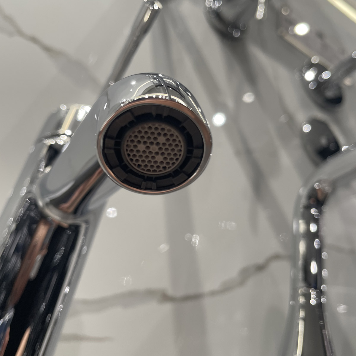 Vòi chậu nóng lạnh Essence S-size GROHE 23589001 - Ảnh 5