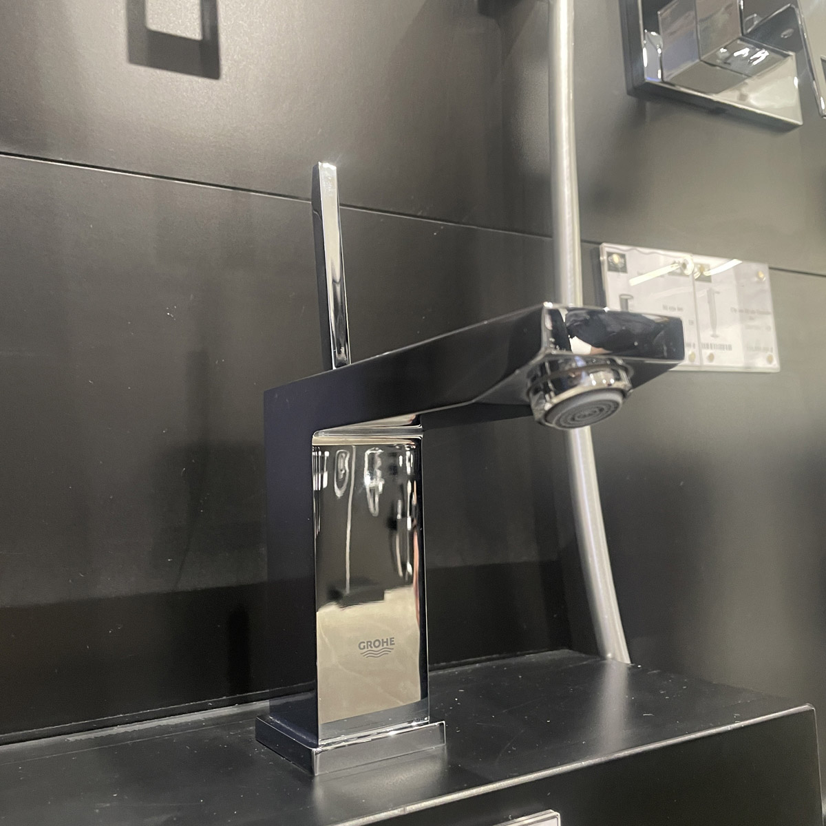 Vòi chậu nóng lạnh Eurocube Joy GROHE 23657000 - Ảnh 9