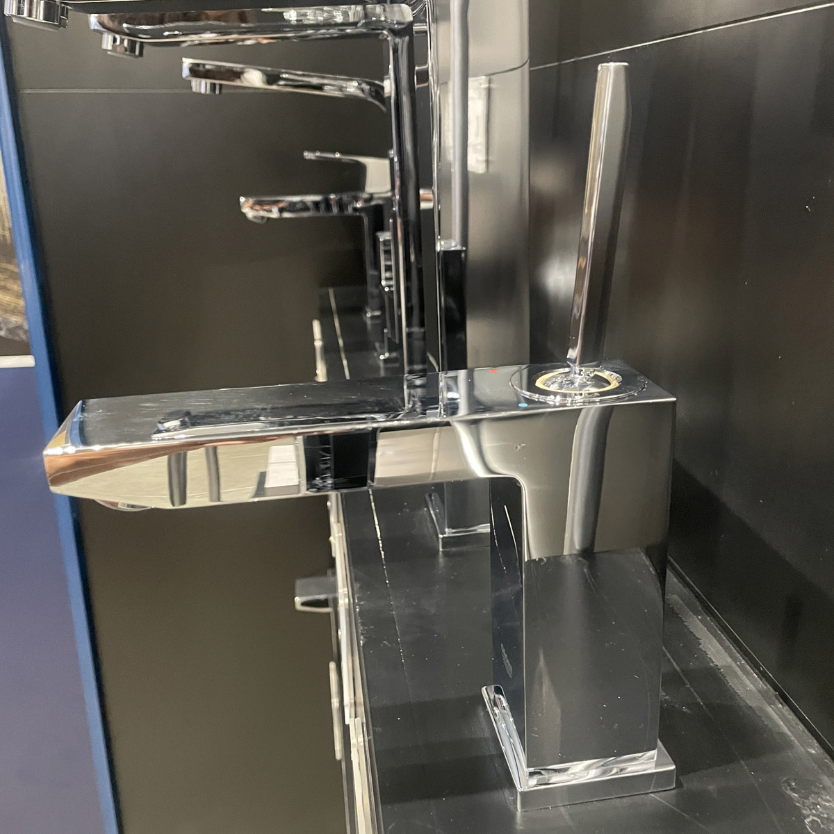 Vòi chậu nóng lạnh Eurocube Joy GROHE 23657000 - Ảnh 7