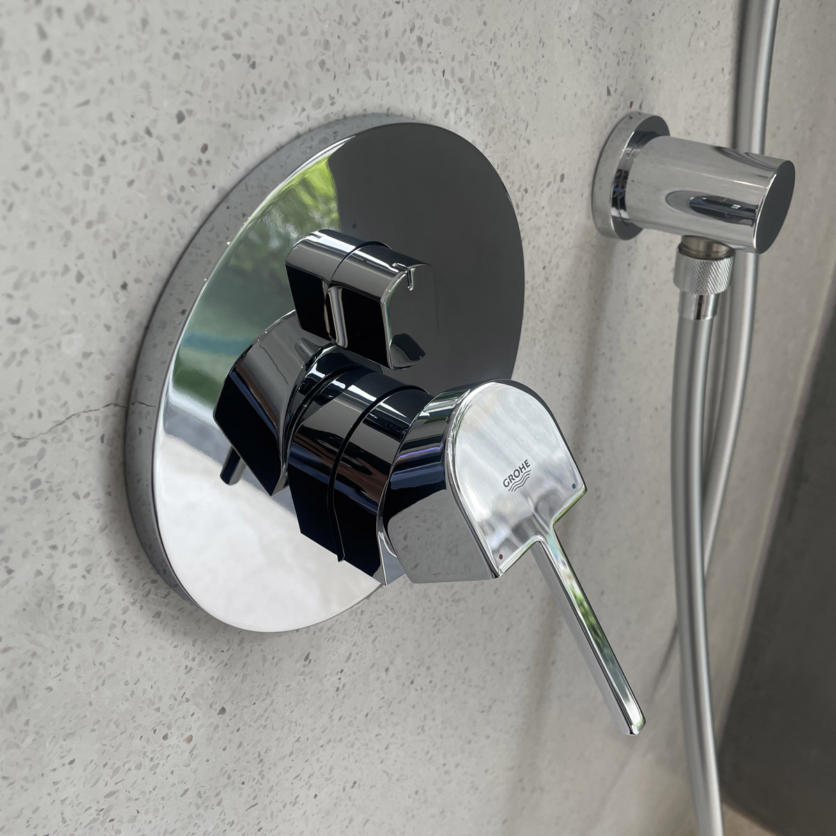 Van nóng lạnh kèm chuyển hướng 3 đường Plus GROHE 24093003 - Ảnh 7