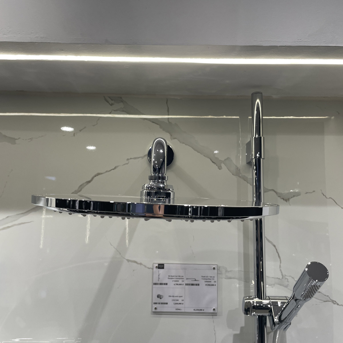 Bát sen gắn tường Grohe Rainshower Cosmpolitan 310 Grohe 26066000 - Ảnh 7