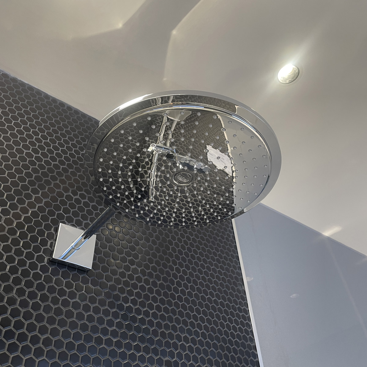 Bát sen tắm Rainshower Cosmopolitan 310 GROHE 27477000 - Ảnh 5