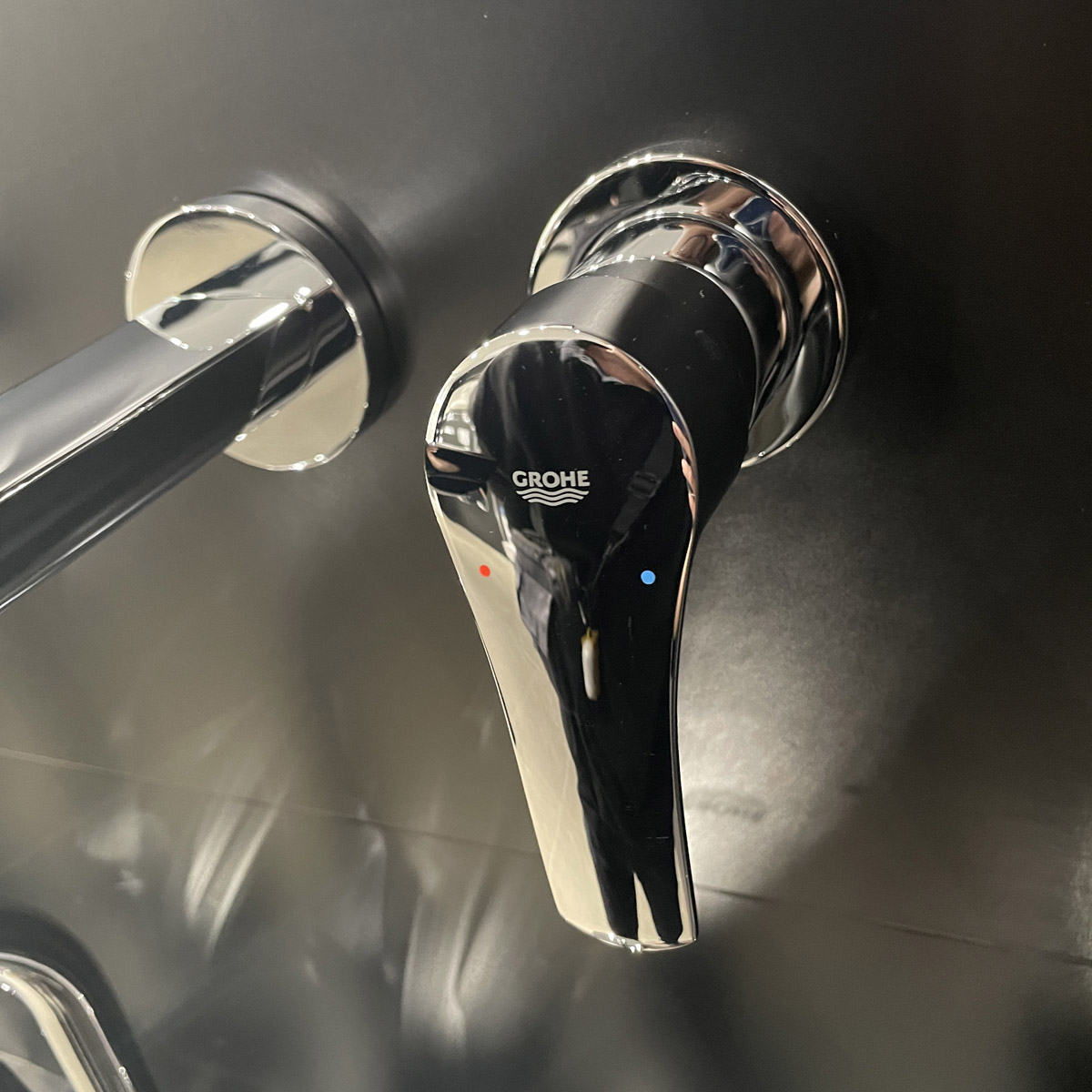 Vòi chậu gắn tường nóng lạnh 2 lỗ Eurosmart GROHE 29338003 - Ảnh 7