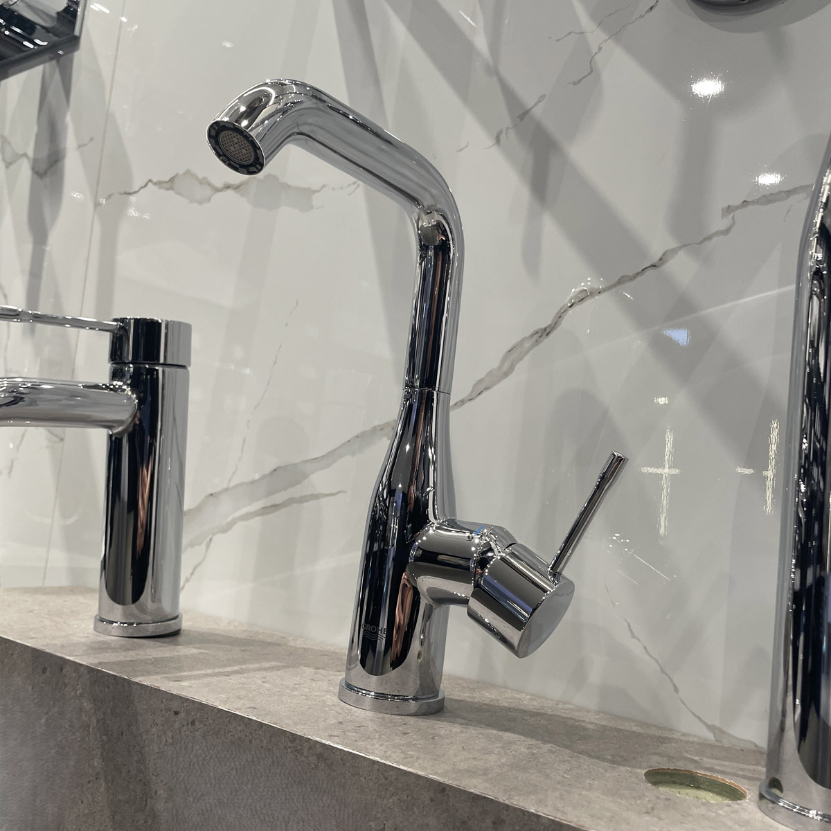 Vòi chậu nóng lạnh Essence L-size GROHE 32628001 - Ảnh 9