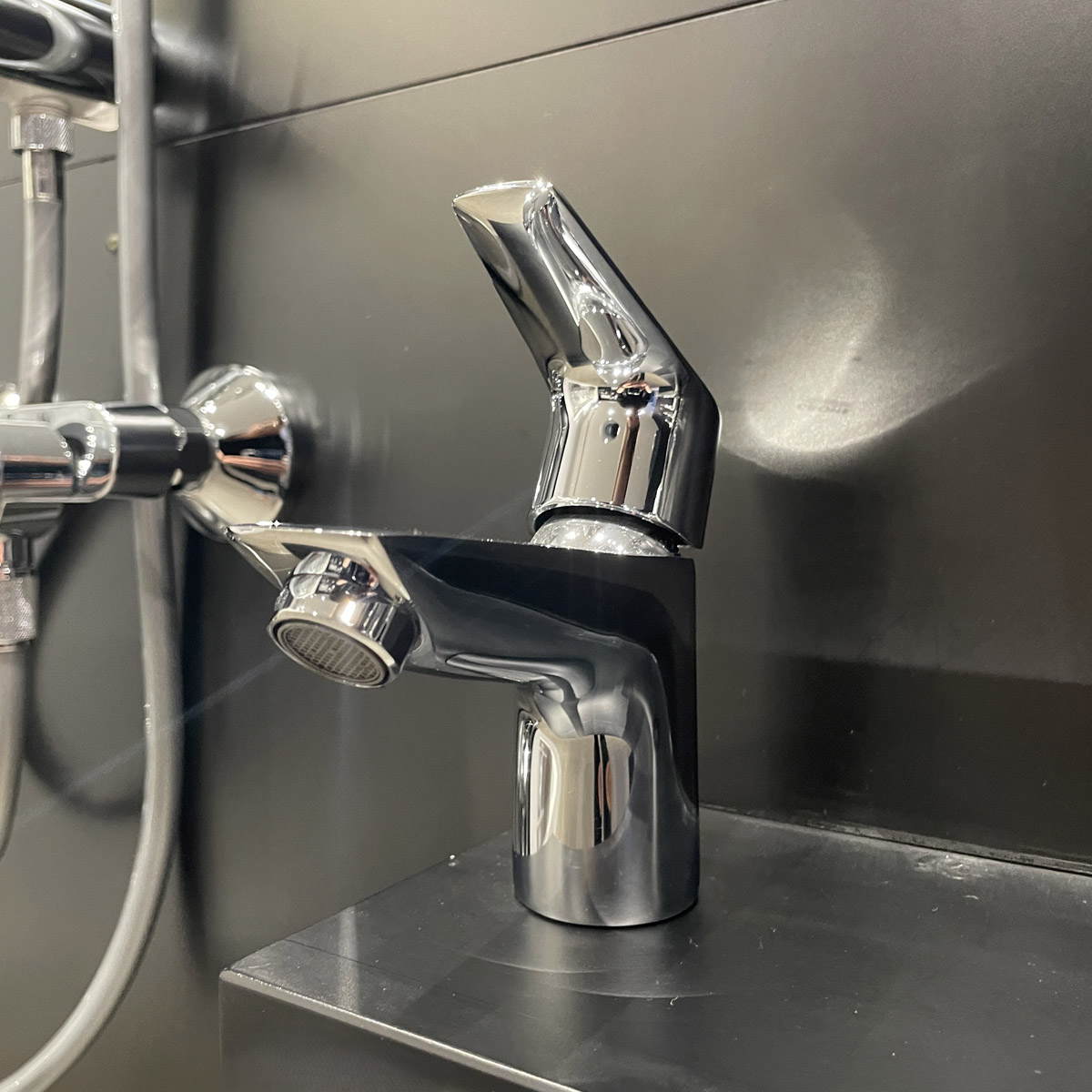 Vòi chậu lạnh BauEdge GROHE 32861001 - Ảnh 10