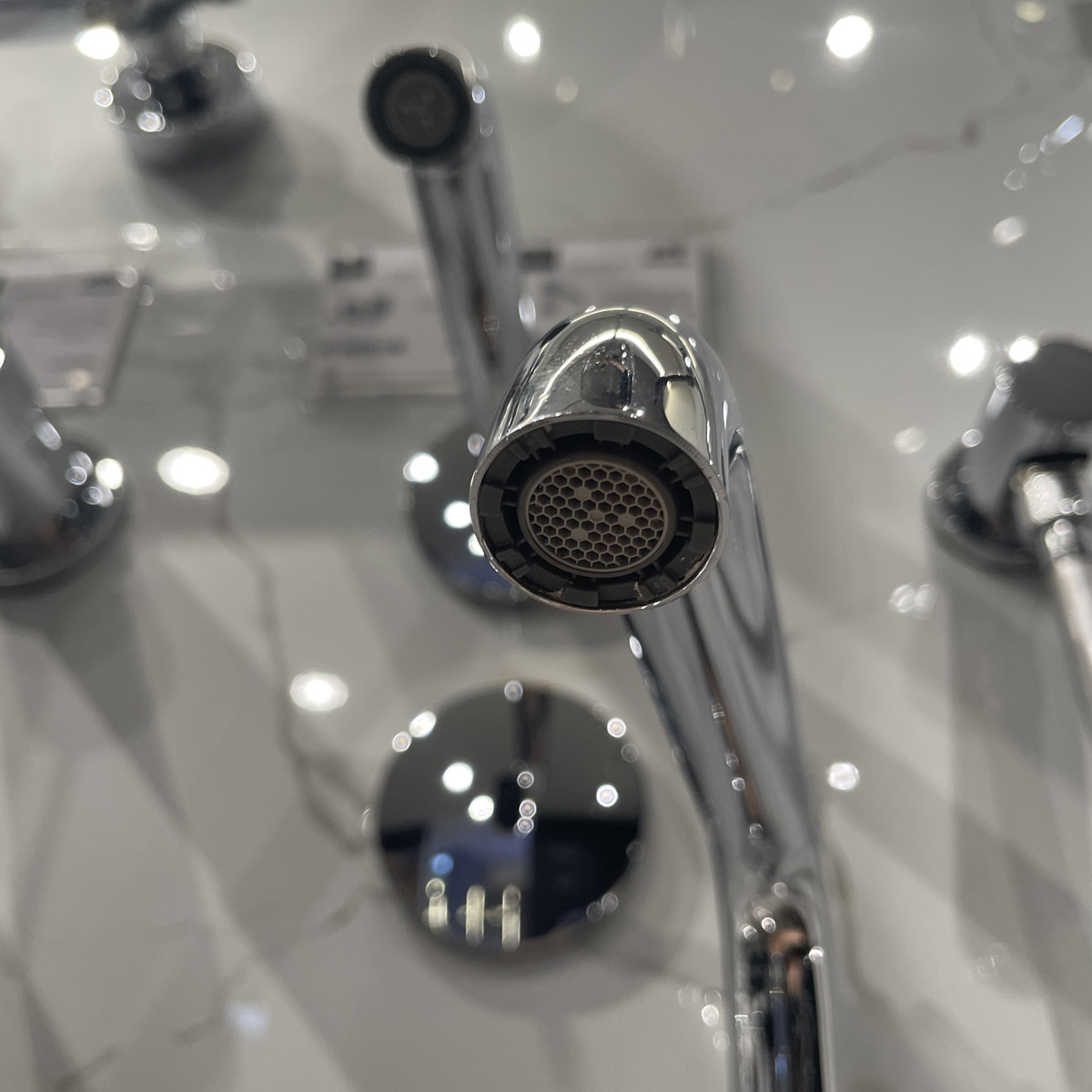 Vòi chậu nóng lạnh Essence XL-size GROHE 32901001 - Ảnh 6