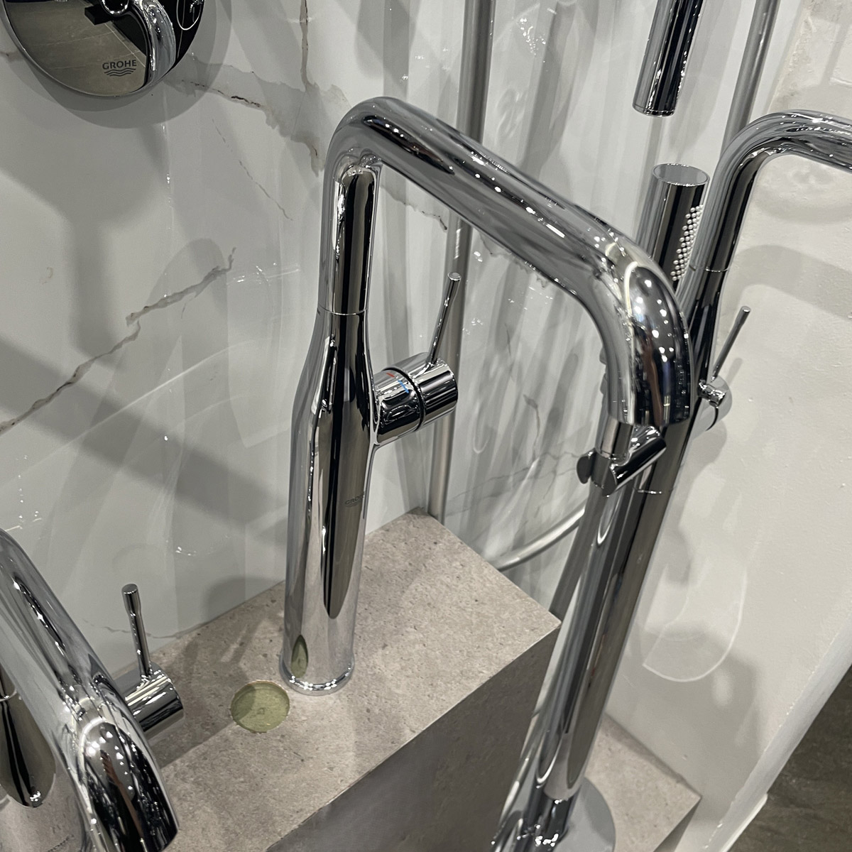 Vòi chậu nóng lạnh Essence XL-size GROHE 32901001 - Ảnh 9