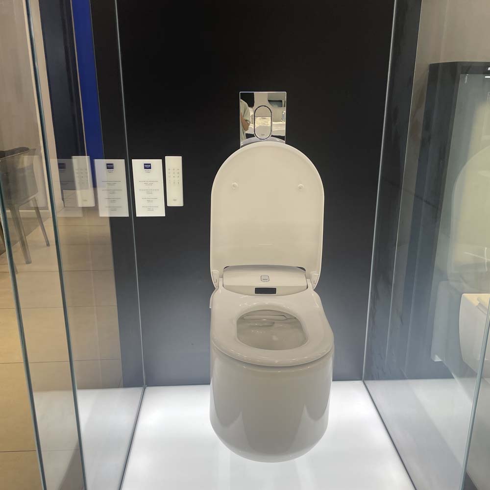 Bồn cầu treo tường thông minh Sensia Arena GROHE 39354SH1 - Ảnh 4