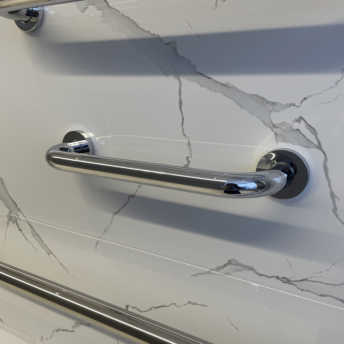 Thanh tay vịn Essentials GROHE 40421001 - Ảnh 5