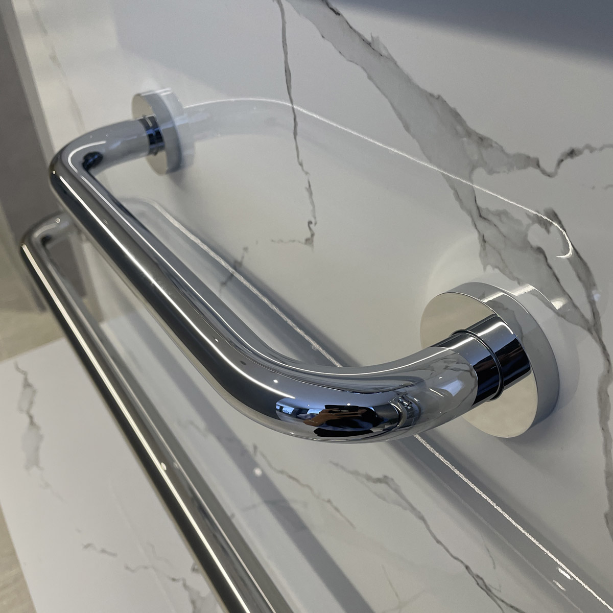 Thanh tay vịn Essentials GROHE 40421001 - Ảnh 8