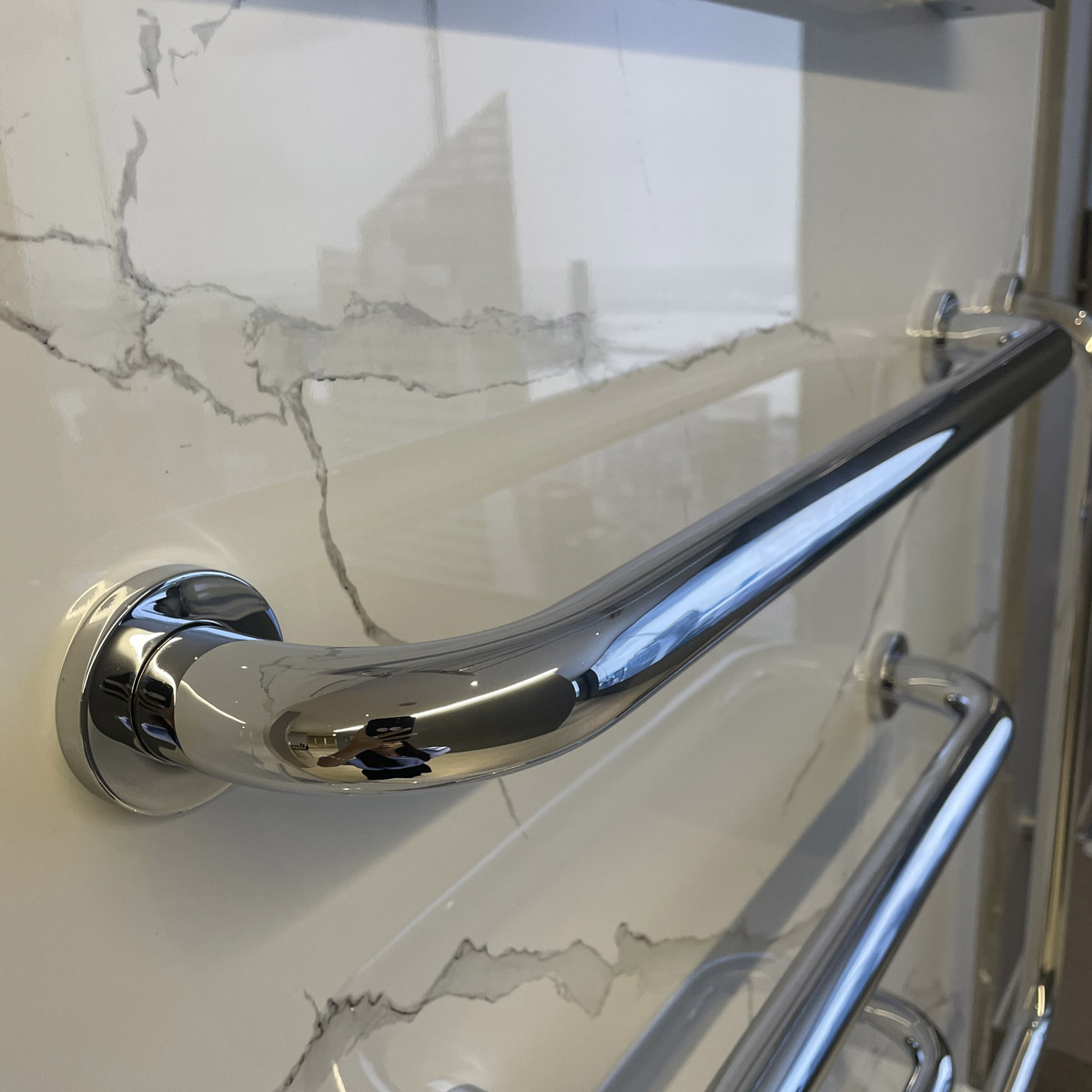 Thanh tay vịn Essentials GROHE 40794001 - Ảnh 5