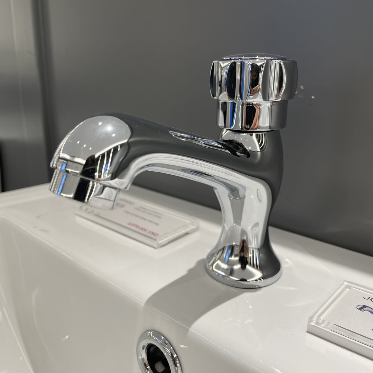 Vòi chậu lavabo lạnh JOMOO 7611-016/1C-I011 - Ảnh 6