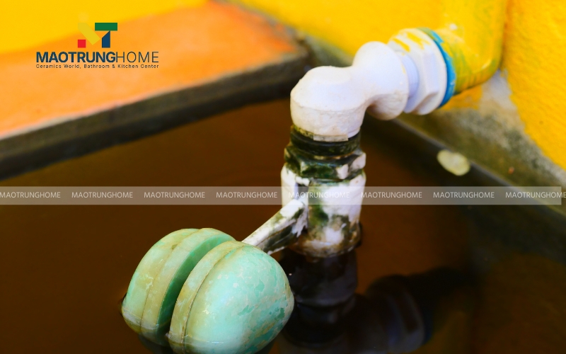 Hỏng van xả trong két nước